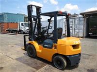 Cho thuê xe nâng hàng Cho thuê xe nâng hàng