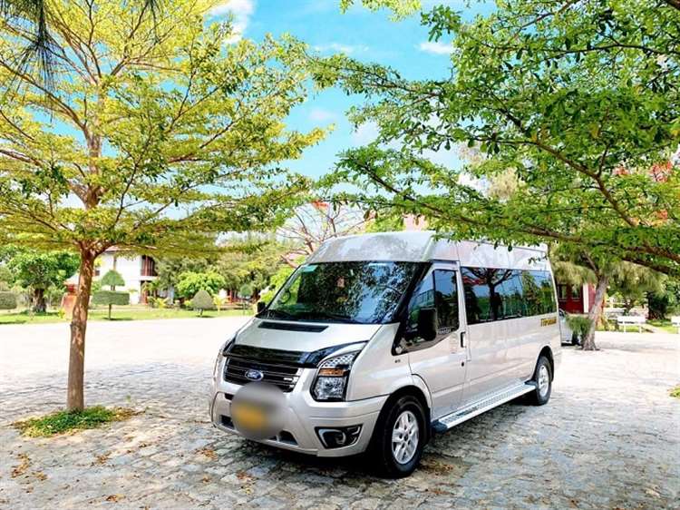 Thuê xe 16 chỗ từ Nha Trang đi Đà Lạt