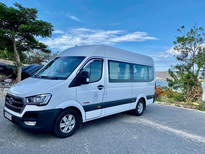 Thuê Xe 16 Chỗ Ở Nha Trang
