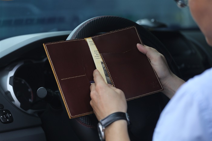 Thuê xe 7 chỗ Hà Nội cần chuẩn bị những giấy tờ gì?