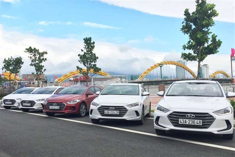 cho thuê xe du lịch giá rẻ tại Đà Nẵng